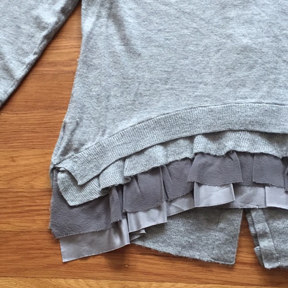 Banana Republic ruffle detailing gray cardigan - Picture 5 of 5